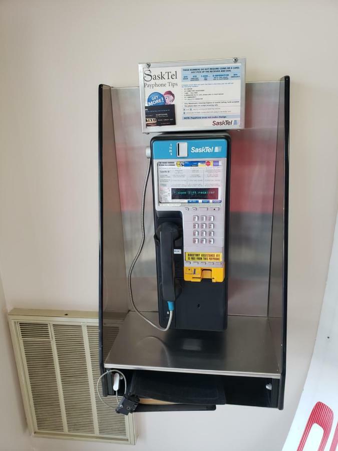 Estevan Tower Inn מראה חיצוני תמונה